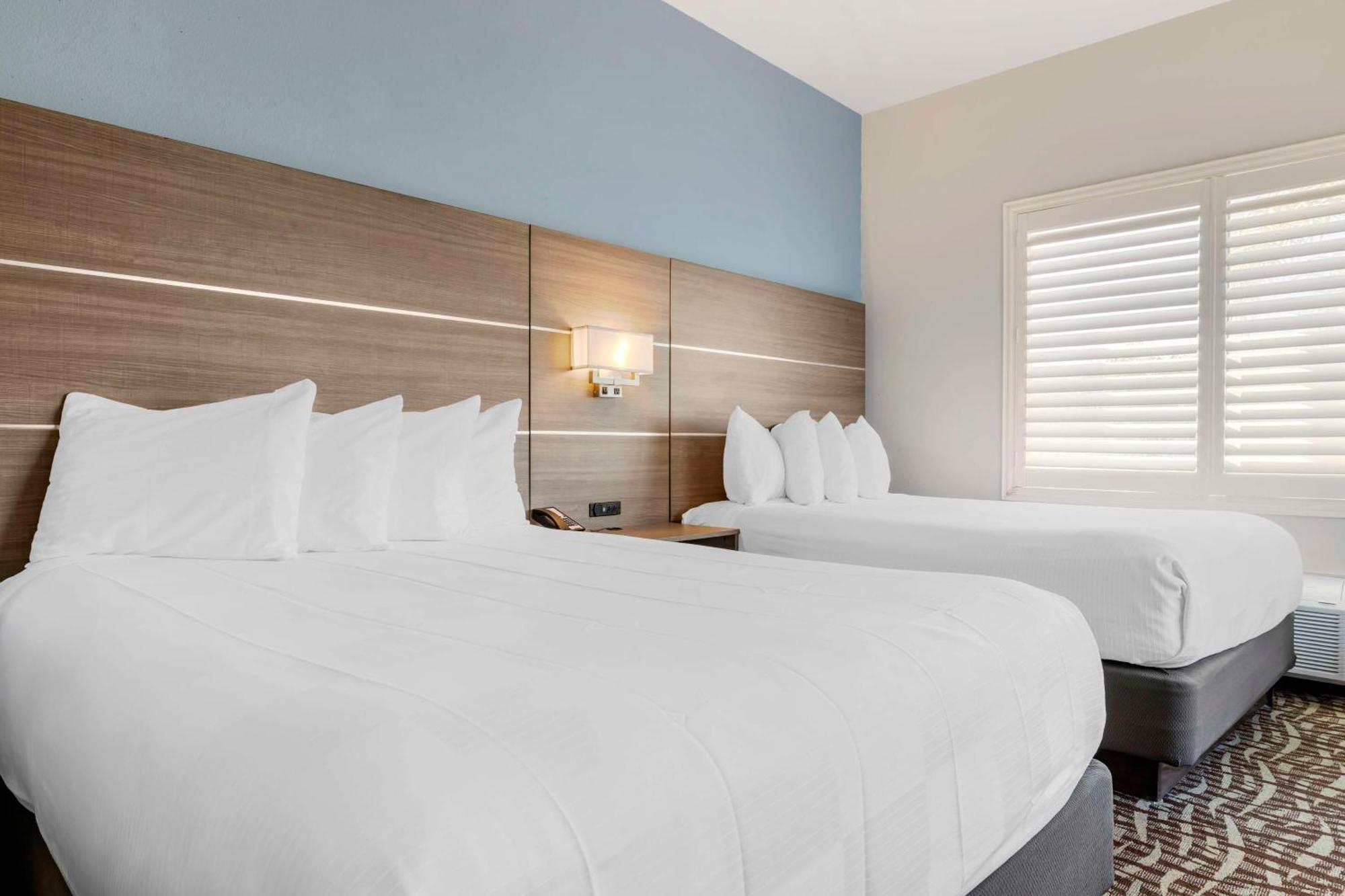 Best Western Plus Lake Elsinore Inn & Suites Zewnętrze zdjęcie