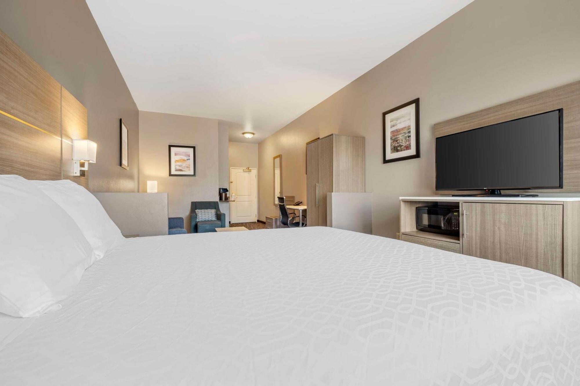 Best Western Plus Lake Elsinore Inn & Suites Zewnętrze zdjęcie