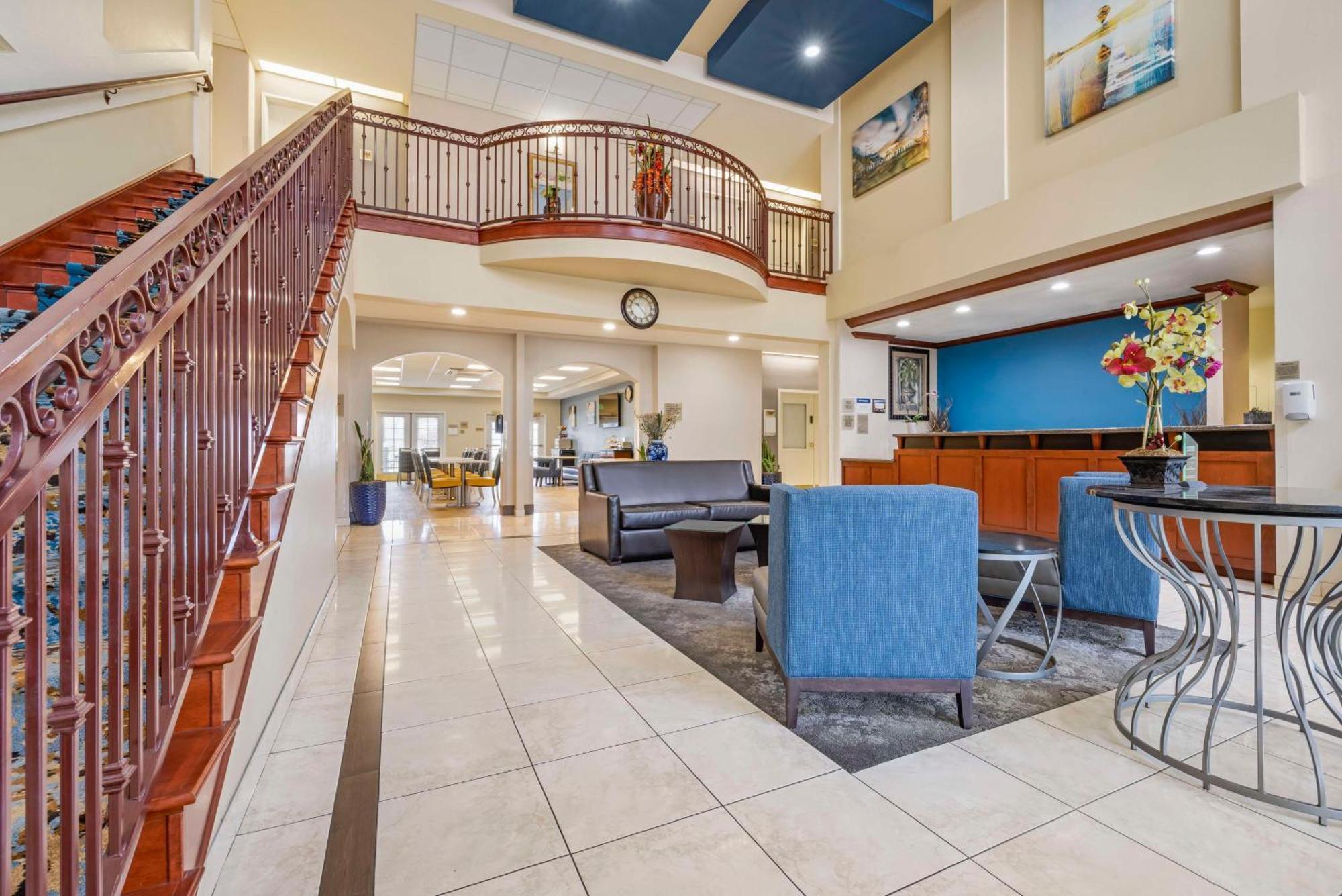 Best Western Plus Lake Elsinore Inn & Suites Zewnętrze zdjęcie