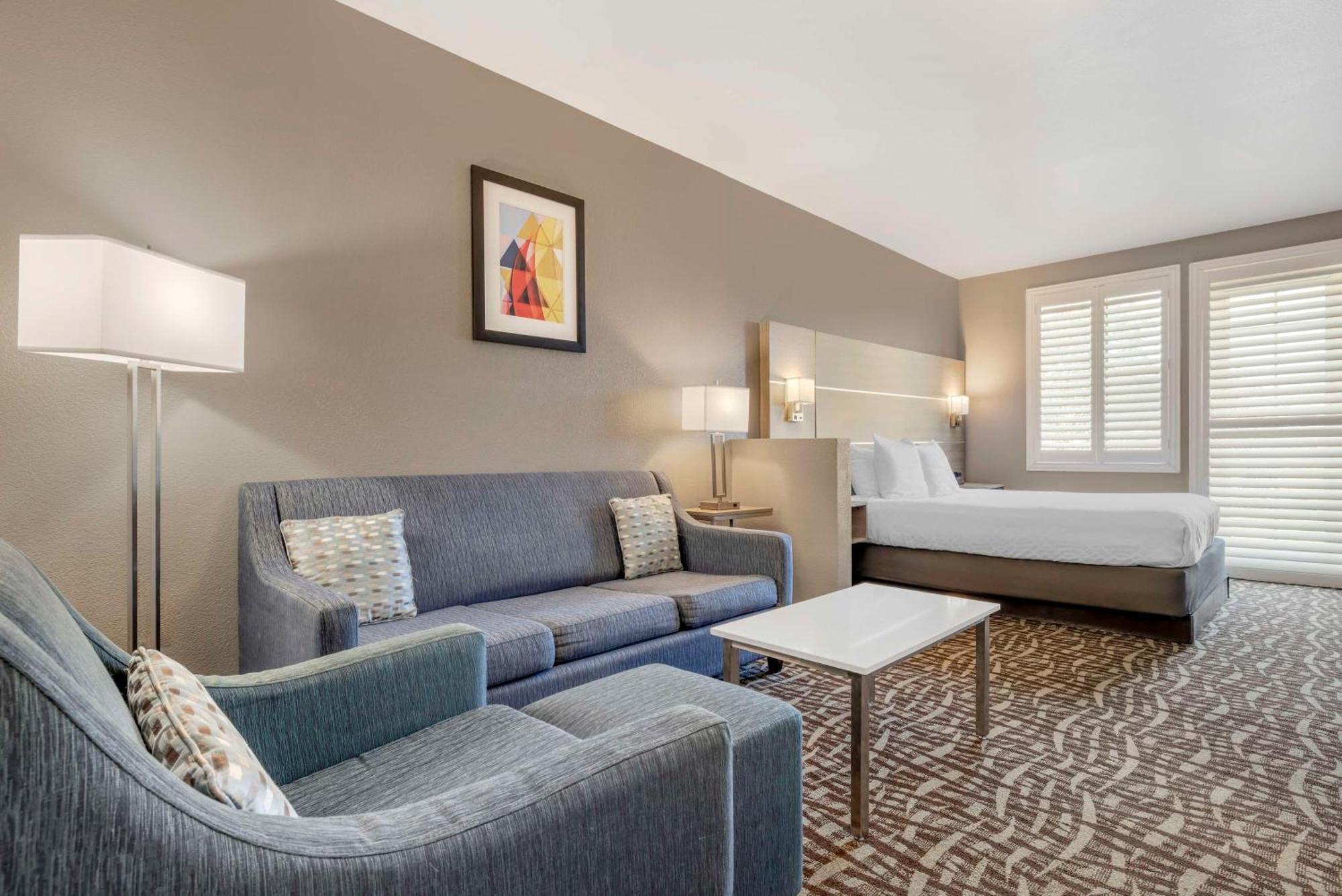 Best Western Plus Lake Elsinore Inn & Suites Zewnętrze zdjęcie
