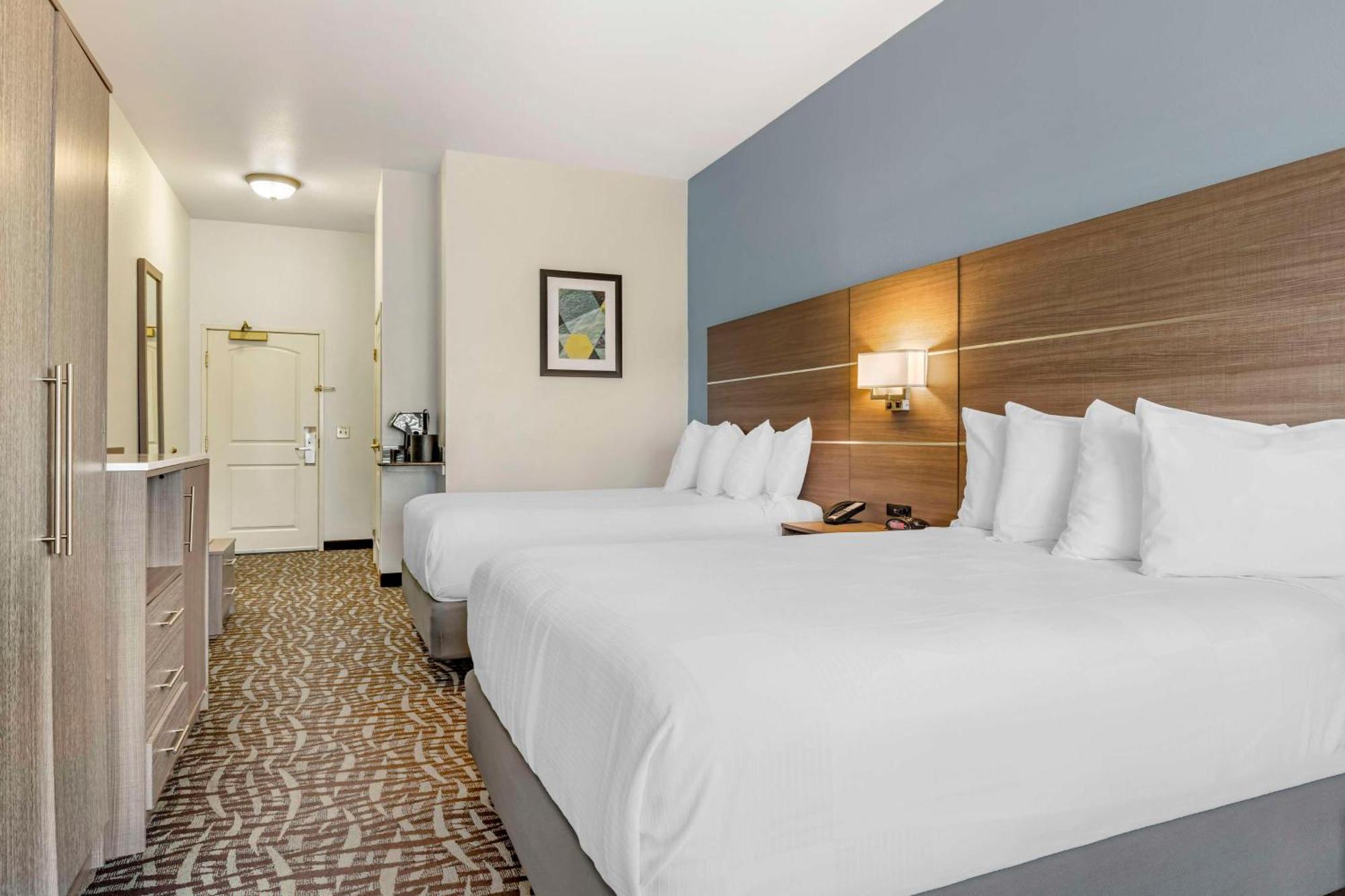 Best Western Plus Lake Elsinore Inn & Suites Zewnętrze zdjęcie