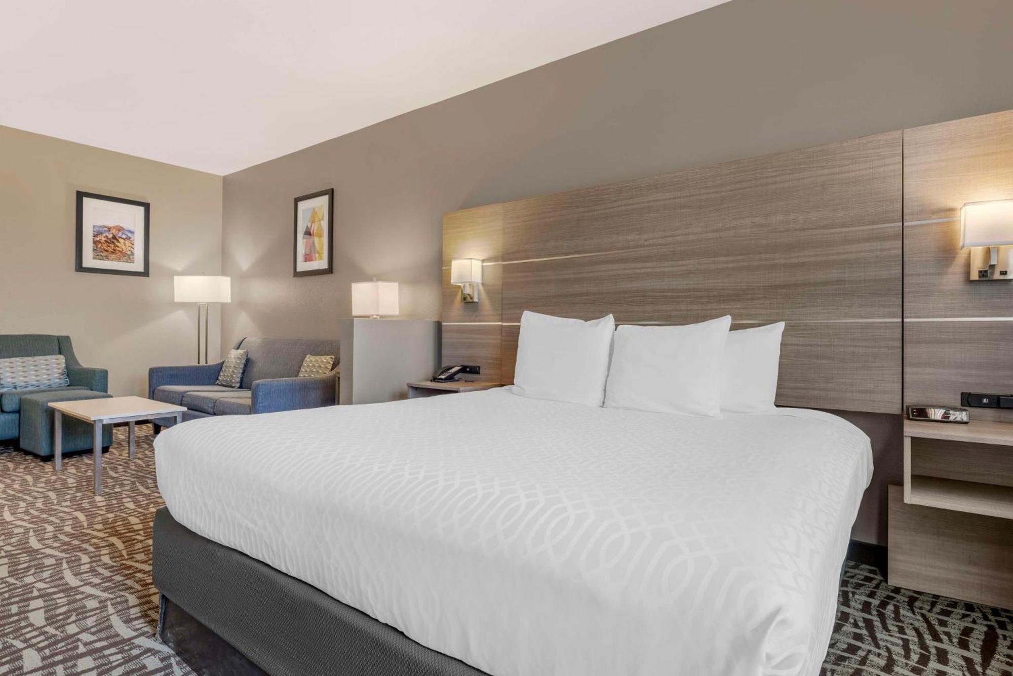 Best Western Plus Lake Elsinore Inn & Suites Zewnętrze zdjęcie