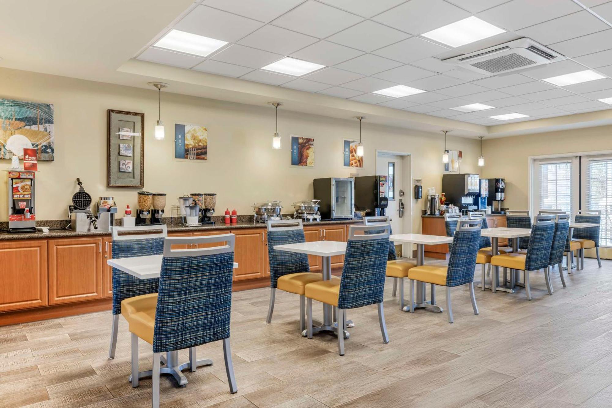 Best Western Plus Lake Elsinore Inn & Suites Zewnętrze zdjęcie