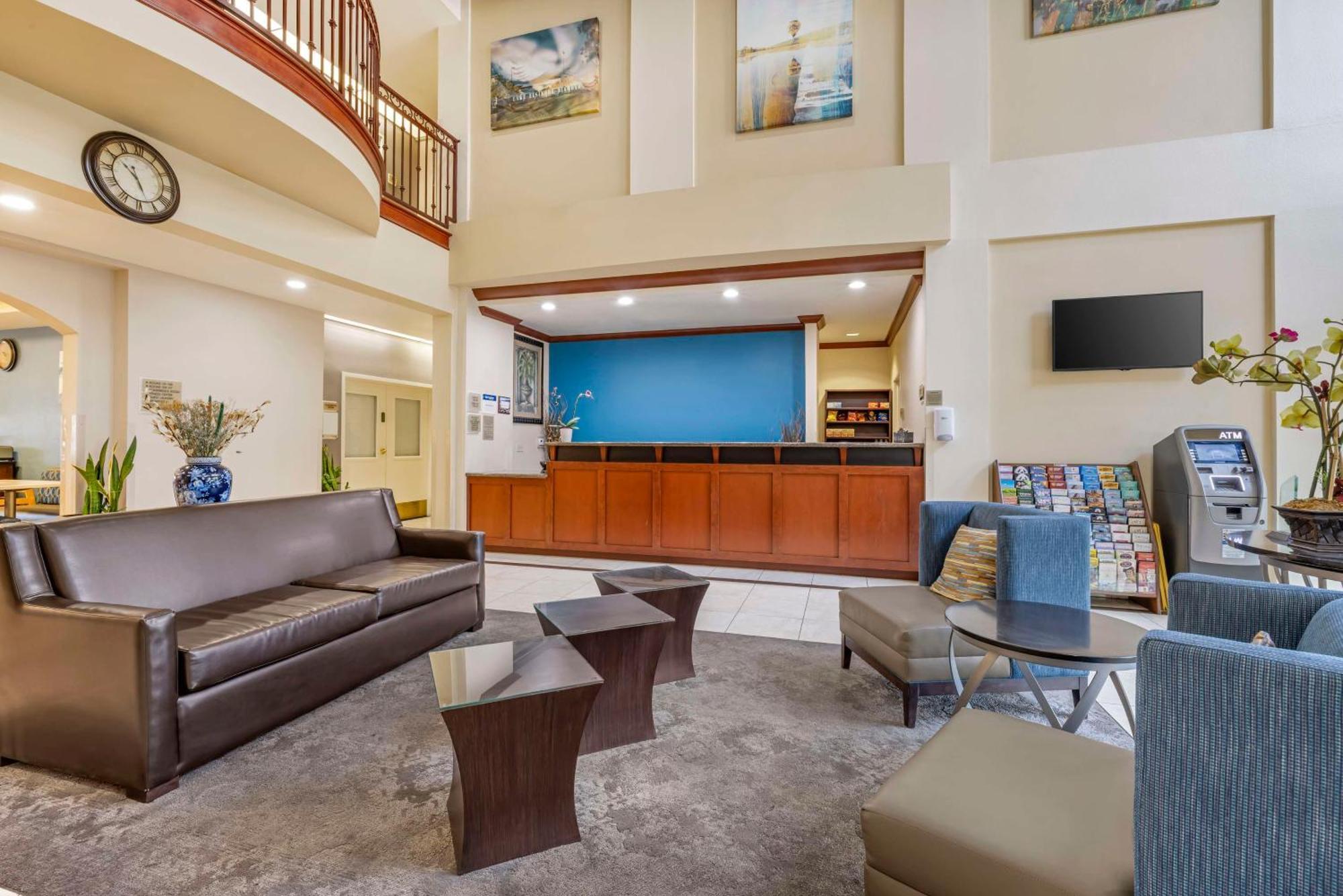Best Western Plus Lake Elsinore Inn & Suites Zewnętrze zdjęcie
