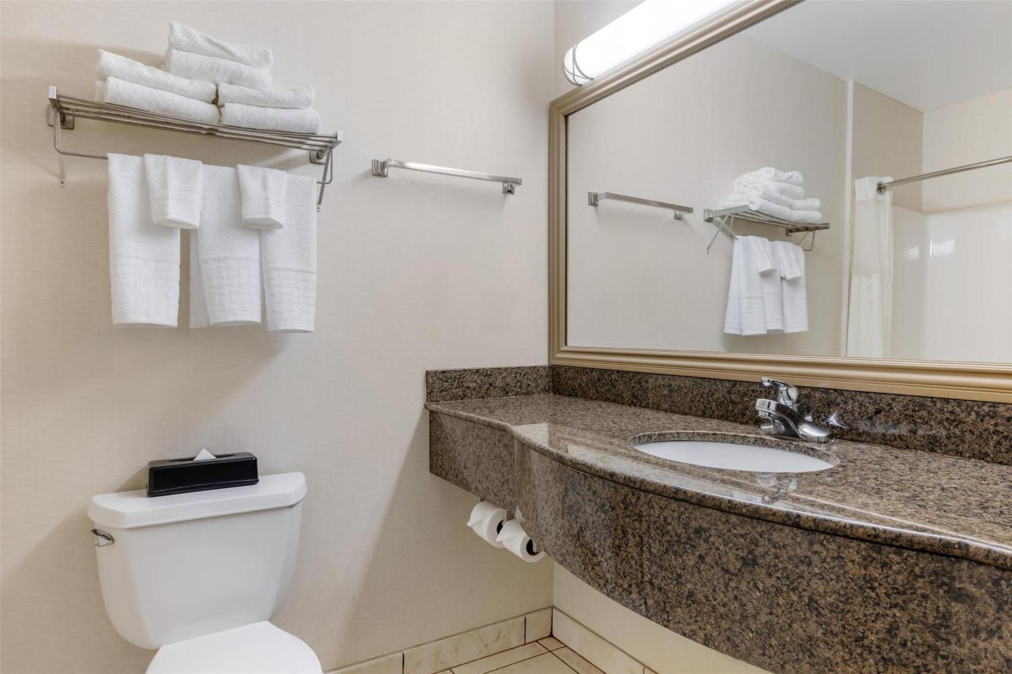 Best Western Plus Lake Elsinore Inn & Suites Zewnętrze zdjęcie